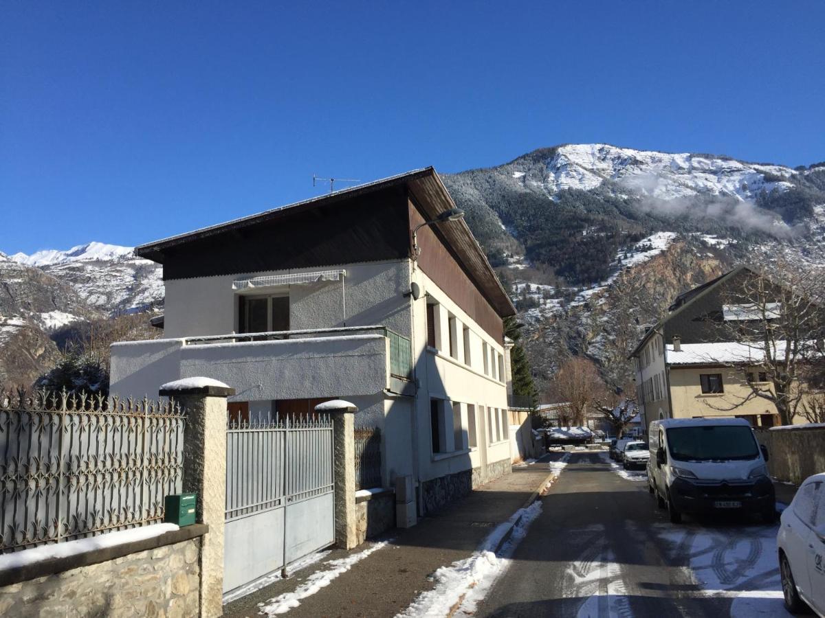 Superbe Appartement A Bourg D'Oisans Avec Terrasse Sud Le Bourg-d'Oisans Exterior photo